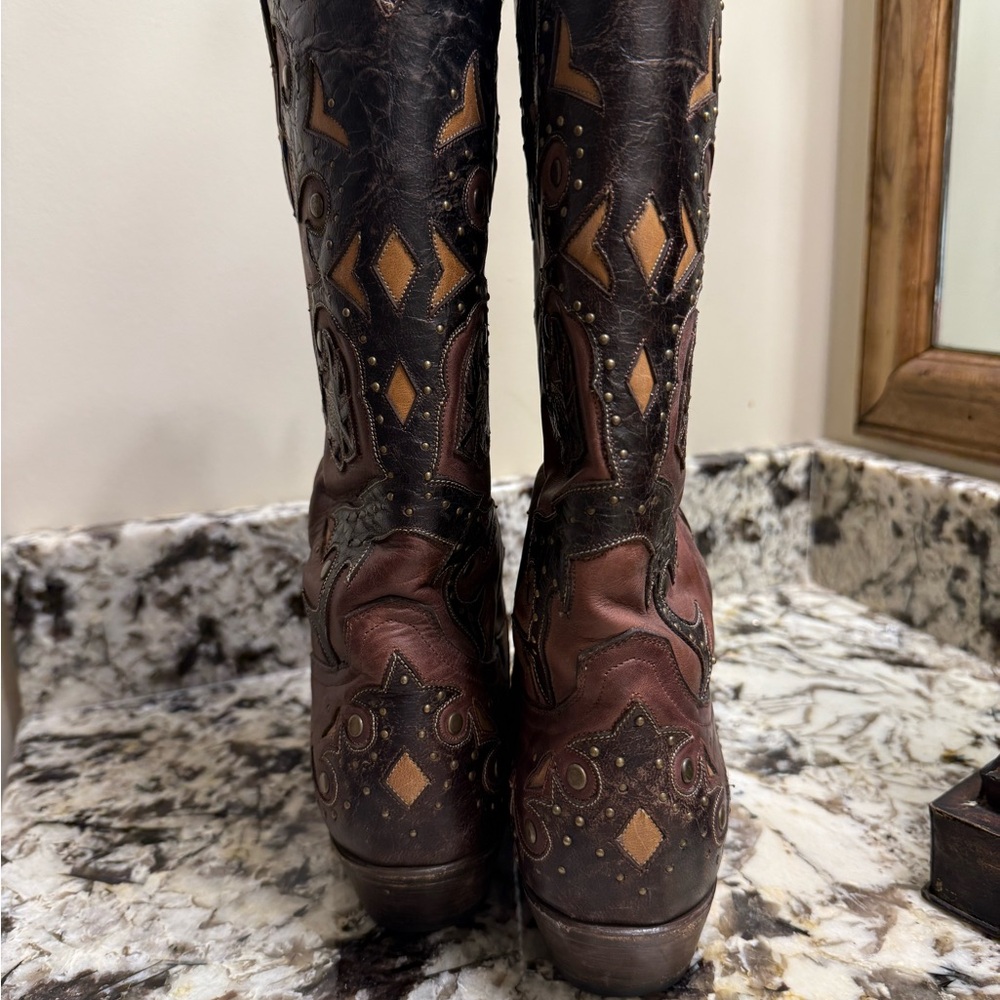 Lucchese Brown and Tan Heeled Boots - Picture 7 of 10